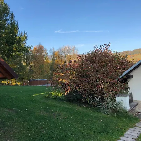 Horska Chata S Bazenem A Vyhledem Na Krajinu Dom wakacyjny *
